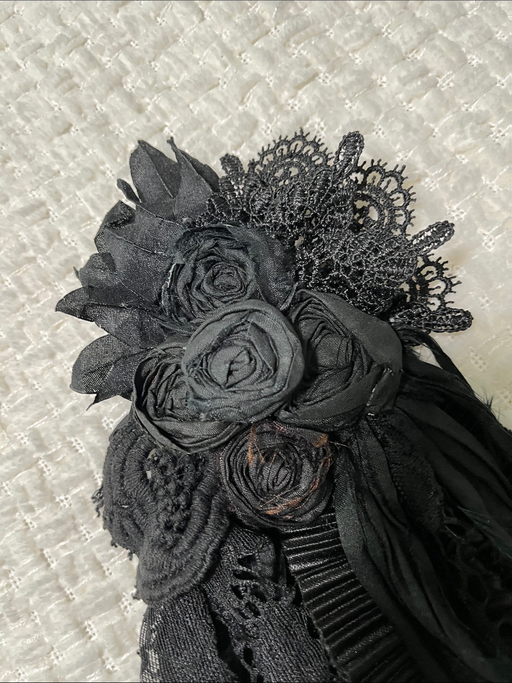 Black Scrappy Flower Pin - Picture 3 of 6